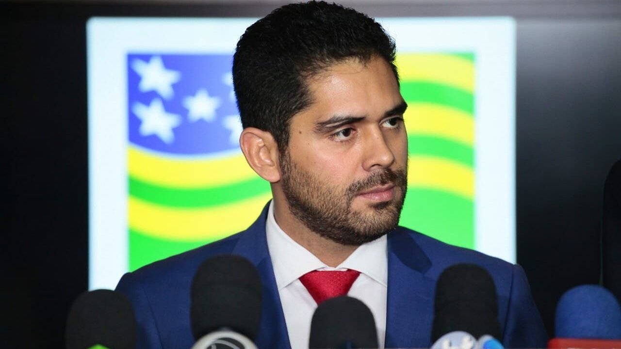 6e2521f8-6b91-43c6-9324-0494af3f3a27