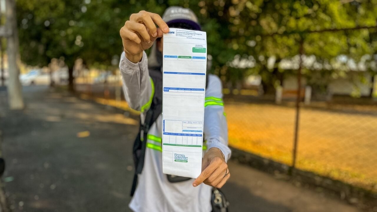 8e75feb6-e3a4-4b1c-a8b7-2dc75484f40f