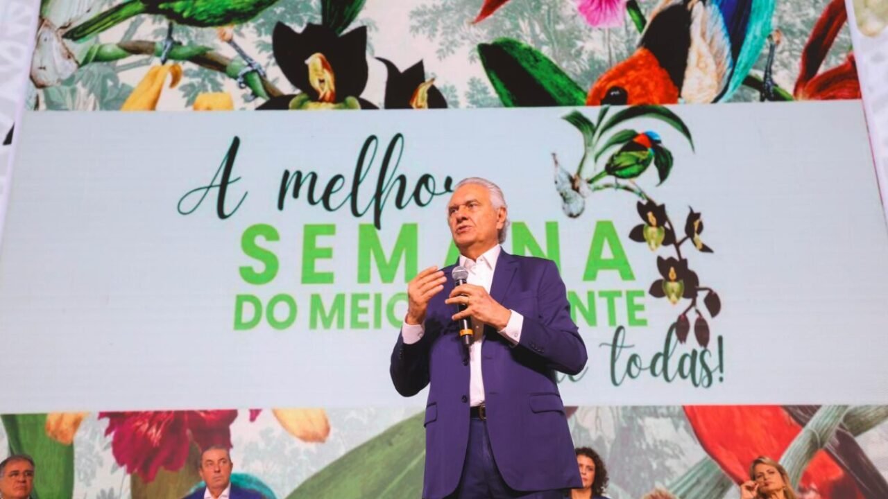 Aberta-a-Semana-do-Meio-Ambiente-em-Goias-Caiado_Secom-1215x810