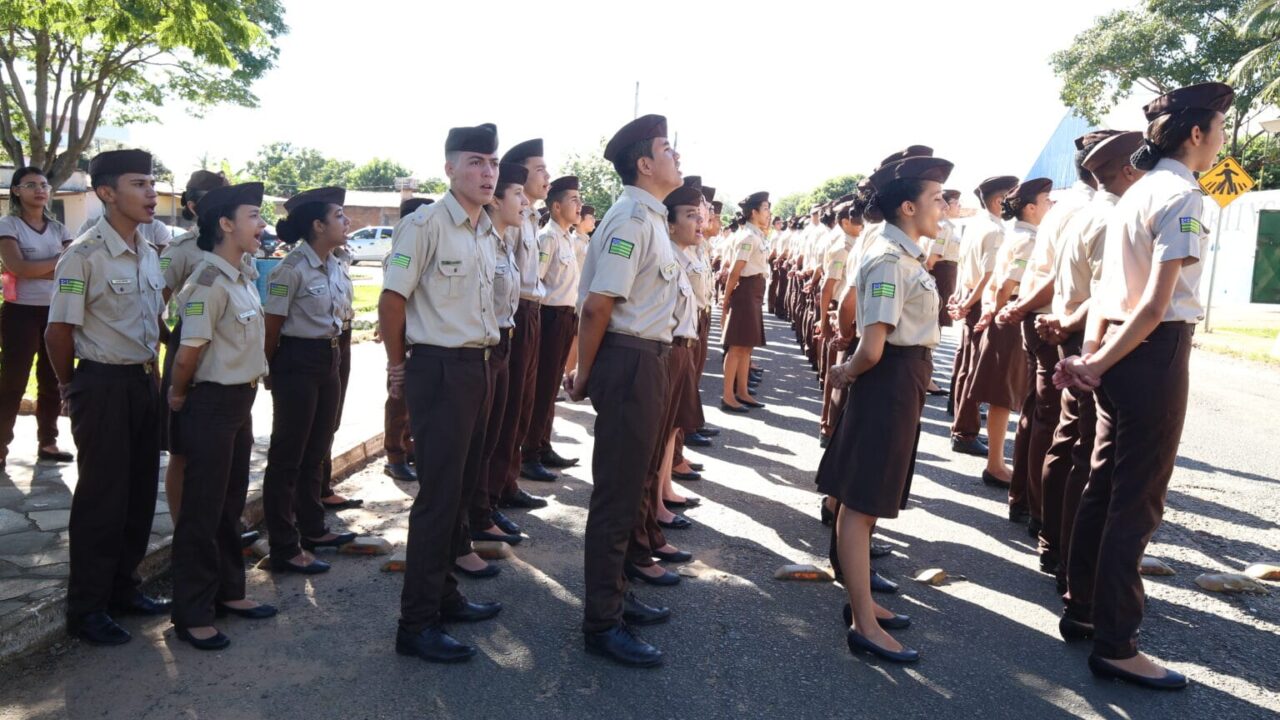 Alunos_colgio_militar_1 (1)