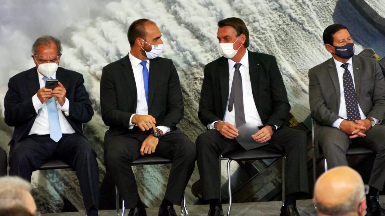 Bolsonaro, Eduardo, Guedes e Mourão, Eletrobrás, Planalto,. Orlando Brito, A Foto