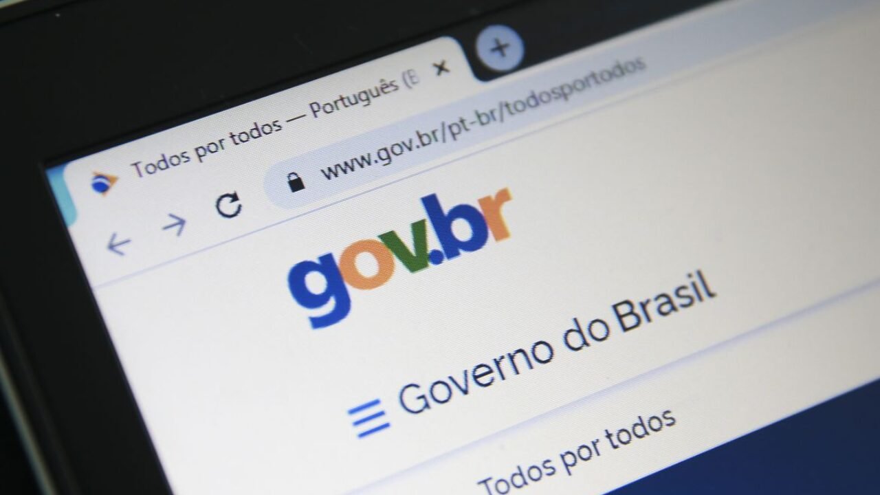 O governo federal lançou neste domingo (22) a plataforma Todos por Todos, onde empresas, entidades e associações, além dos órgãos públicos, podem disponibilizar serviços e produtos gratuitos ou em caráter de emergência