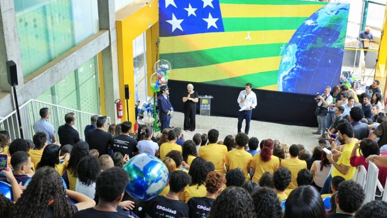Goias-pelo-Mundo-lancamento_Secom-1215x810