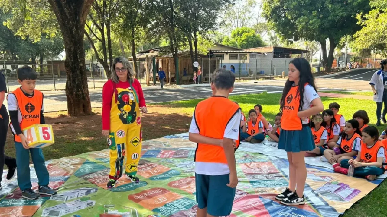 Mini-Cidade_Detran-Goias-1200x600-c-default