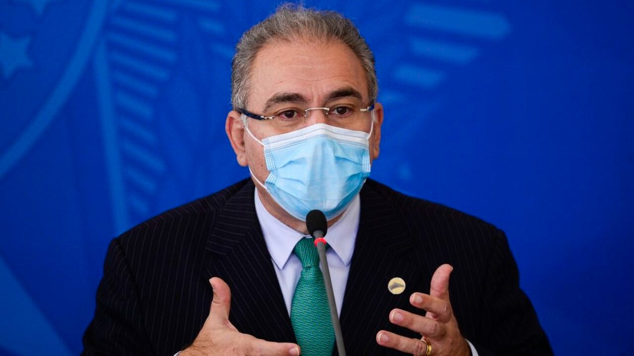 O ministro da Saúde, Marcelo Queiroga, durante entrevista coletiva após reunião do Comitê Nacional de Enfrentamento à Pandemia de Covid-19.