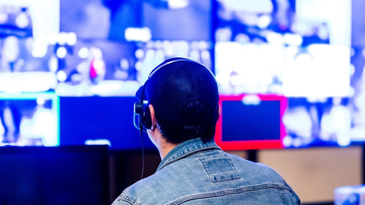 Texto do seu parágrafo (3)