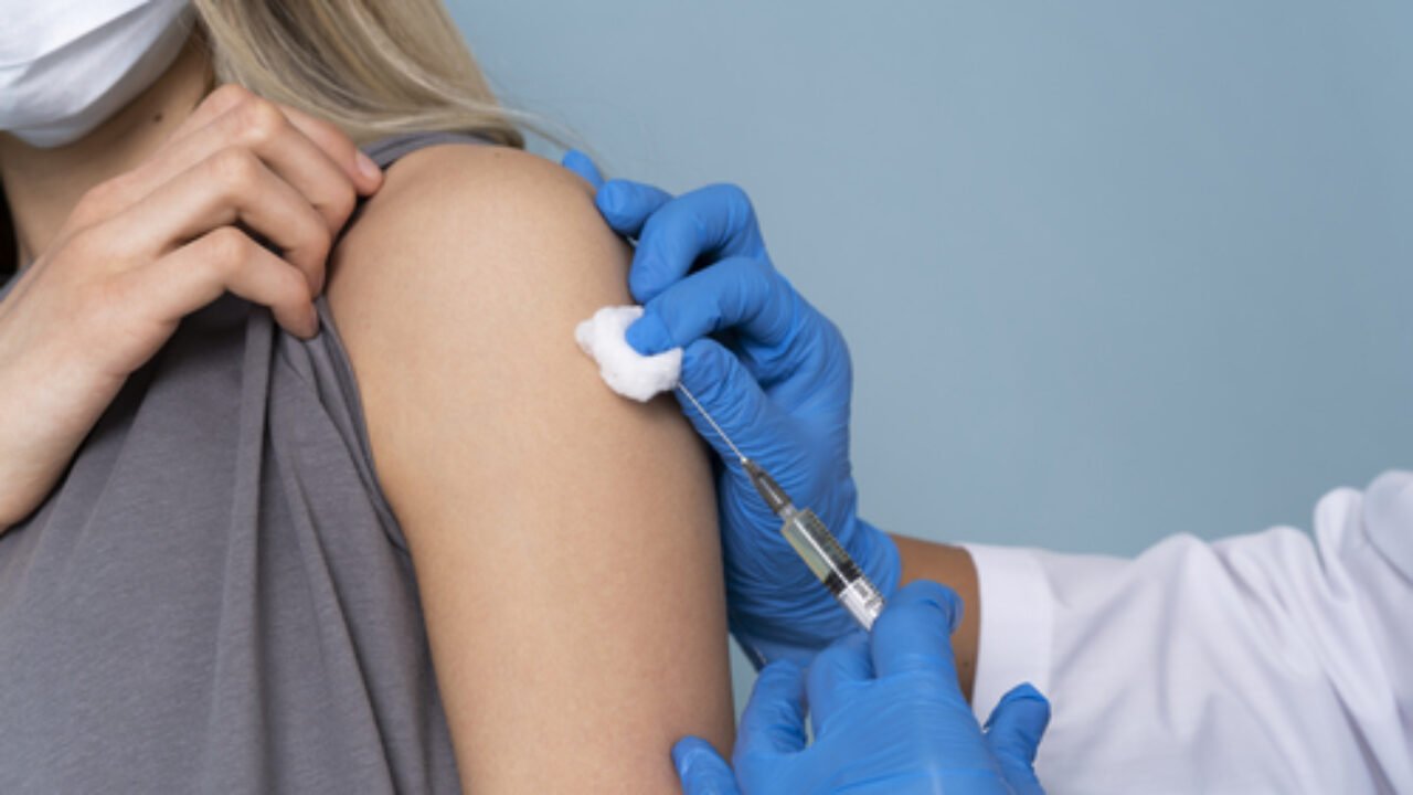 b6ddb1640e40bdd68db56d48e7164c4813c0819bad11420b1fe7db253f4a5ce3-1-1