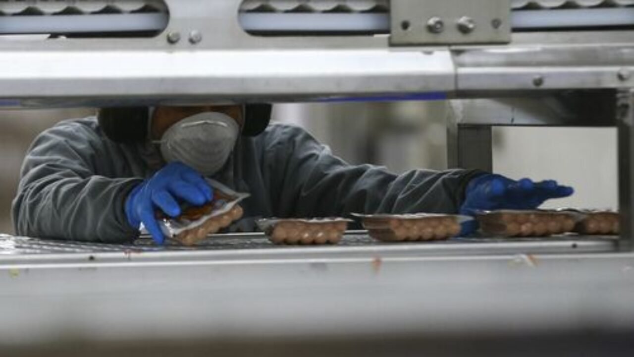 Fábrica da empresa brasileira BRF em Abu Dhabi, nos Emirados Árabes Unidos.