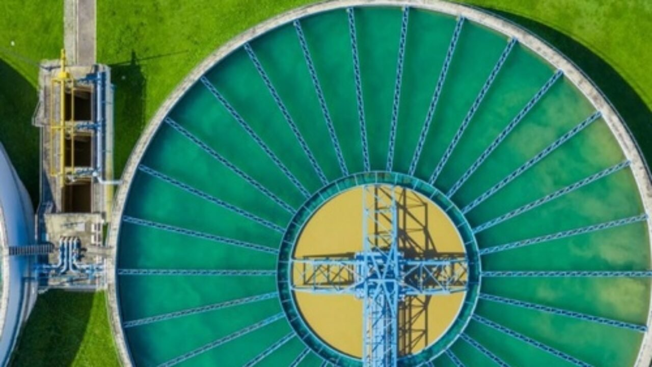 b6ddb1640e40bdd68db56d48e7164c4813c0819bad11420b1fe7db253f4a5ce3 (4)