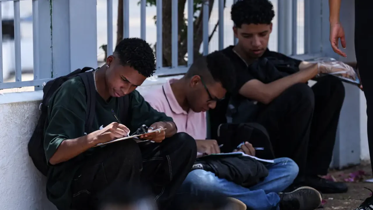 enem-mc_abr_16112025-1