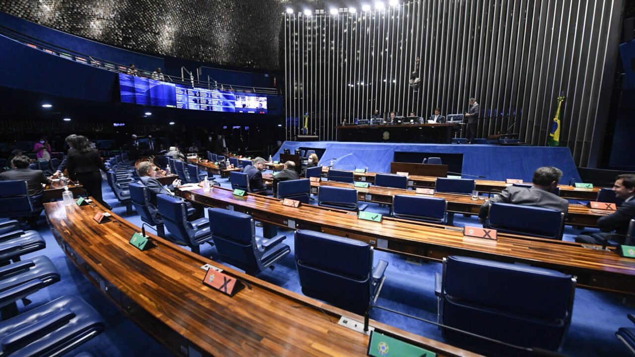 senado 26.04